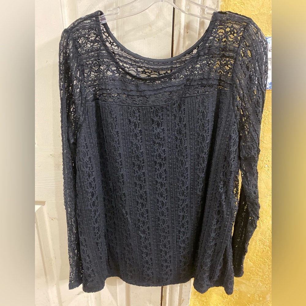 Lane Bryant black lace long sleeve blouse size 14/16